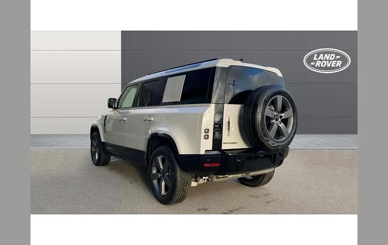 Nouă Land Rover Defender SE Dynamic 344 CP (253 kW) 2025 Other SUV