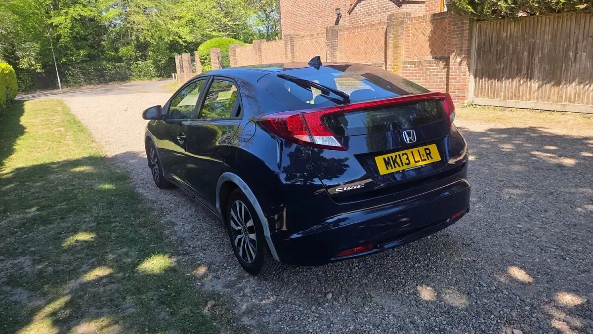 Used Honda Civic ES 120 HP (88 kW) 2013 Blue Hatchback