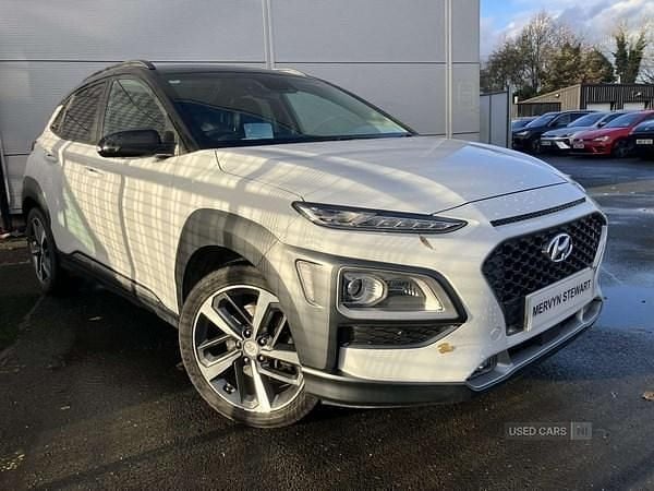 White Used 2019 Hyundai Kona Premium SUV | £15,990 (Fair price) - Image 1/4