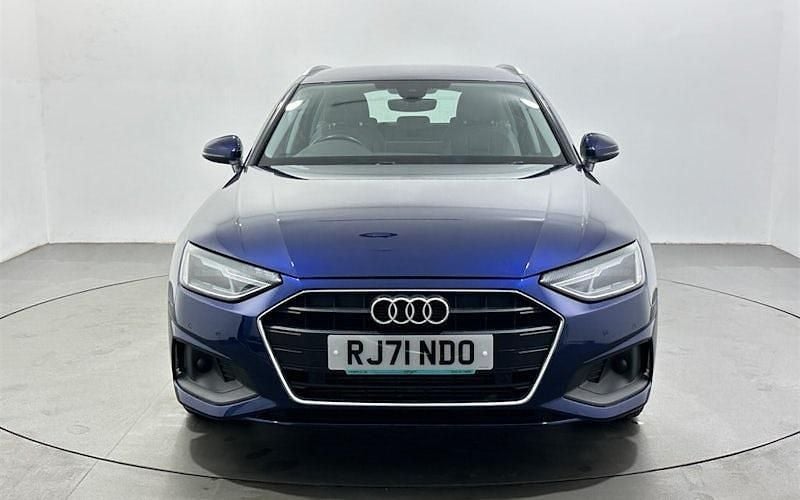 Used Audi A4 Comfort 150 HP (110 kW) 2022 Blue Estate
