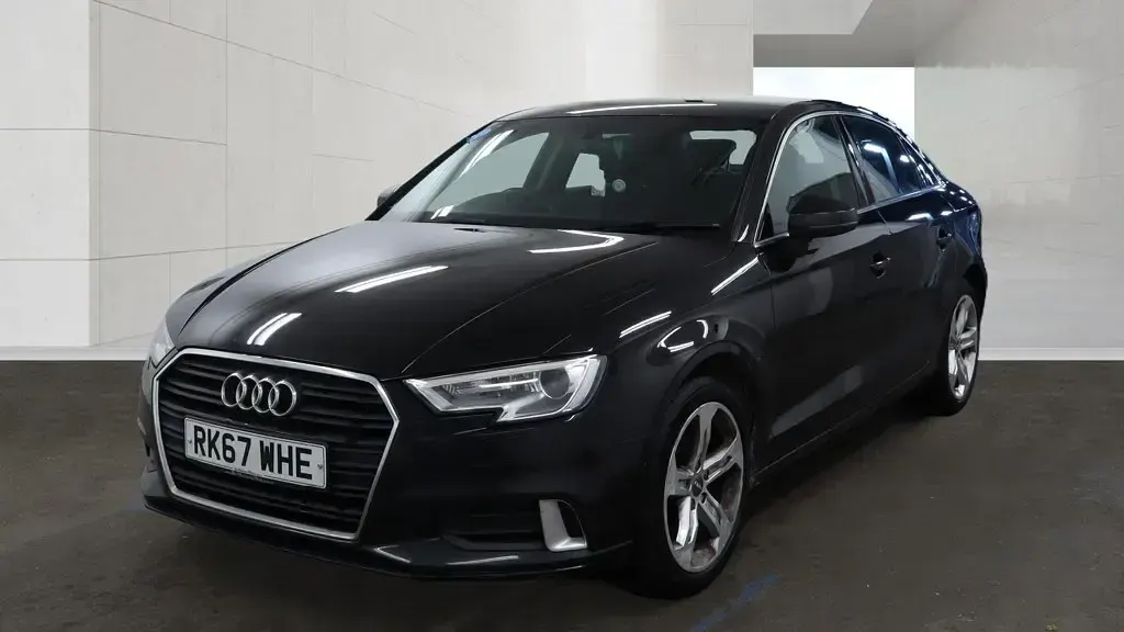 Używany Audi A3 Sport 2017 Czarny Sedan/Limuzyna