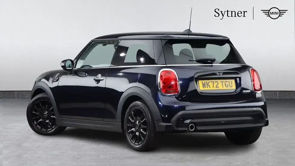 Used Mini Cooper Classic 134 HP (98 kW) 2022 Black Hatchback