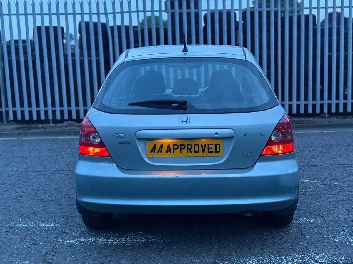 Used Honda Civic Executive 110 HP (80 kW) 2003 Green Hatchback