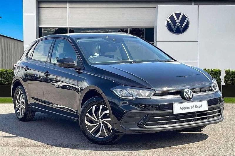 Black Used 2025 VW Polo Life Hatchback | £17,490 (Good price) - Image 1/4