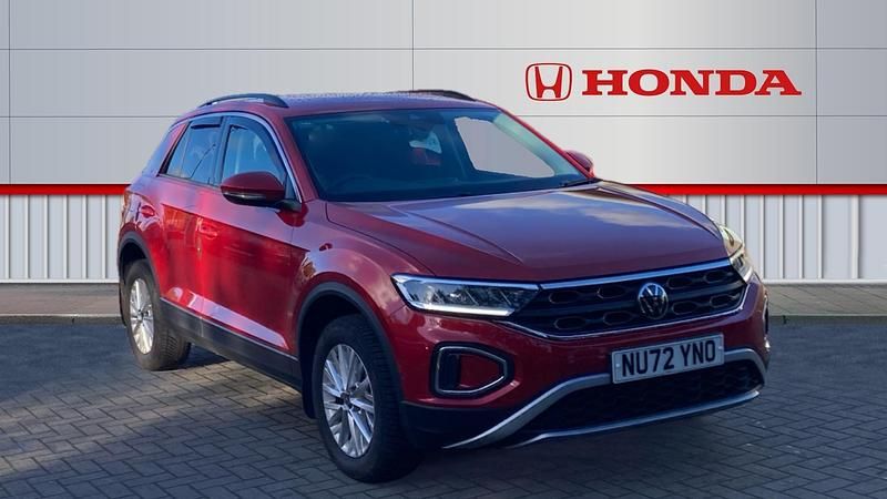 Red Used 2022 VW T-Roc Life SUV | £19,713 (Fair price) - Image 1/4