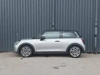 Used Mini Cooper Classic 114 kW (156 HP) 2025 Silver Hatchback