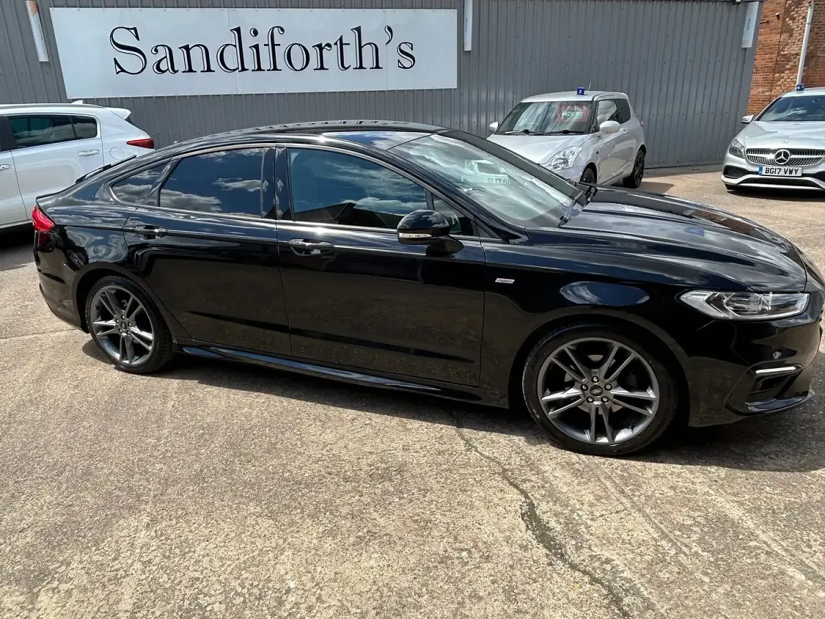 Used Ford Mondeo ST-Line 2019 Black Hatchback