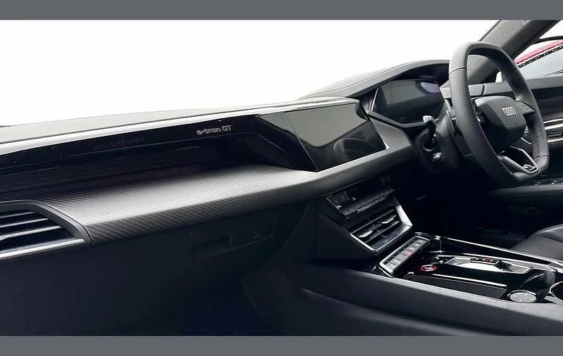 Used Audi e-tron GT quattro Comfort 369 kW (503 HP) 2025 Red Sedan