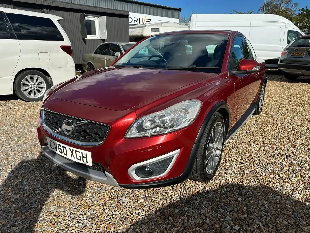 Usado Volvo C30 SE 109 HP (80 kW) 2010 Vermelho Citadino