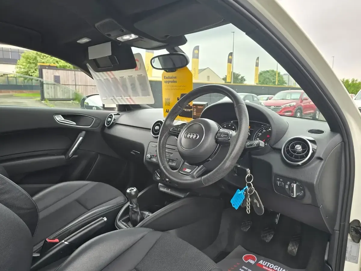 Used Audi A1 S-Line 122 HP (89 kW) 2012 White Hatchback