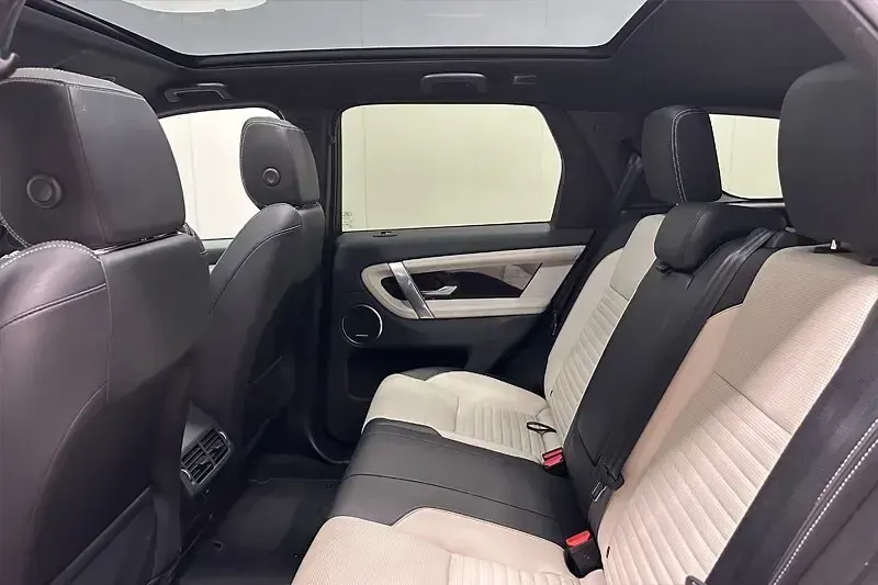 Used Land Rover Discovery Sport SE Dynamic 201 HP (147 kW) 2022 Black SUV