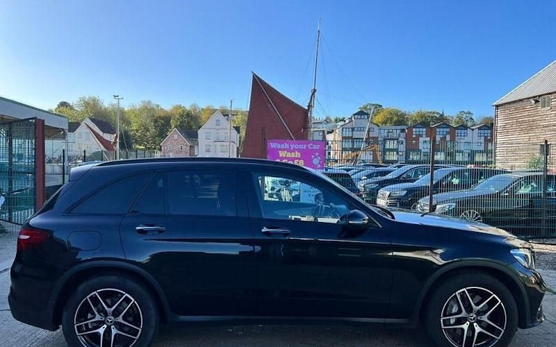 Used Mercedes GLC250 AMG Line Premium 204 HP (150 kW) 2018 Estate