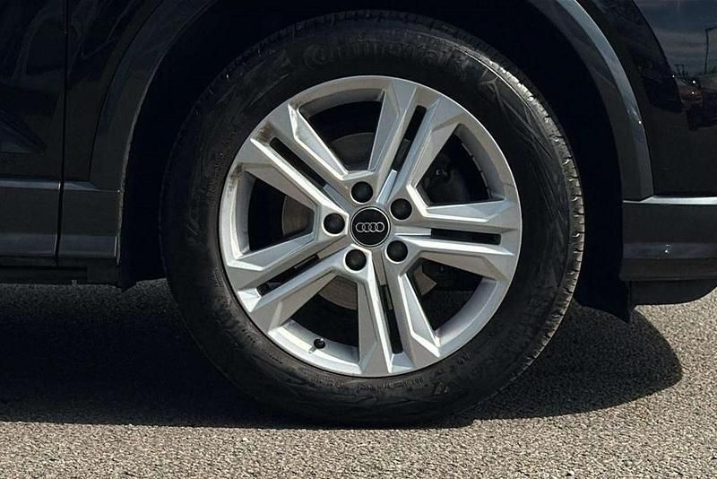 Used Audi Q2 Sport 147 HP (108 kW) 2024 Black SUV