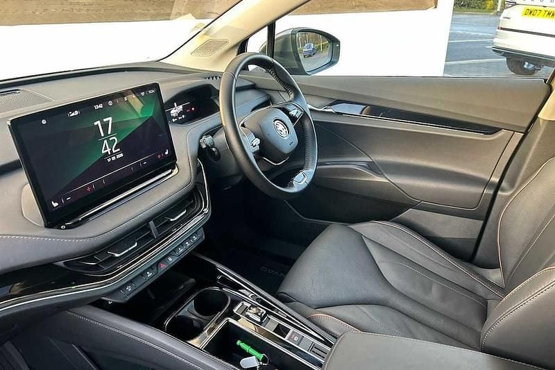 Used Skoda Enyaq iV Suite 131 kW (179 HP) 2022 Graphite grey metallic SUV