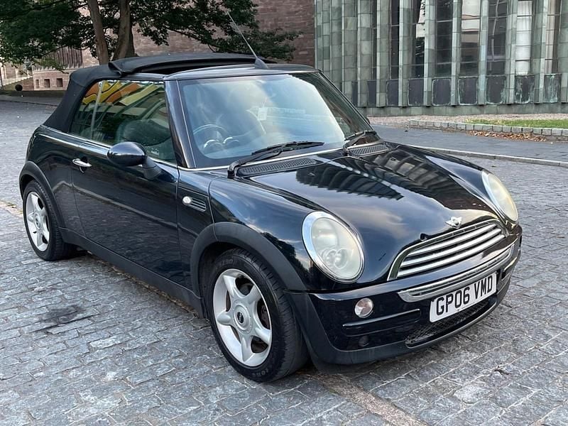 Black Used 2006 Mini Cooper Cabriolet Cabriolet | £1,990 (Good price) - Image 1/4