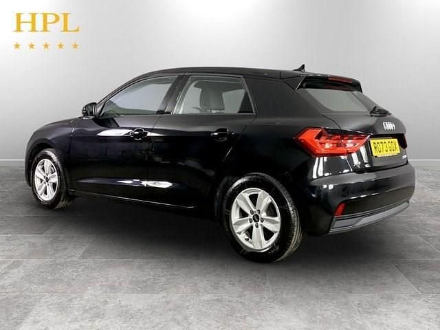 Usado Audi A1 Sportback Business 95 HP (69 kW) 2023 Preto Citadino