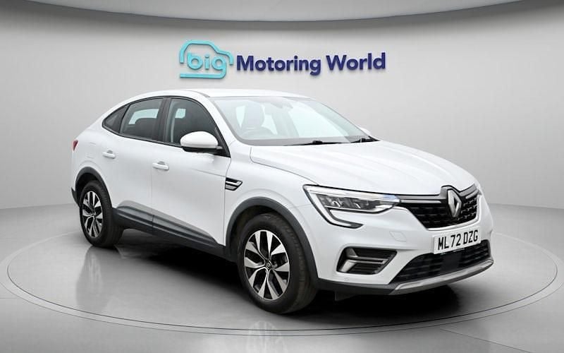 Used Renault Arkana Iconic 145 HP (106 kW) 2022 White SUV