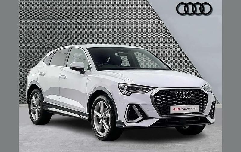 Used Audi Q3 S-Line 150 HP (110 kW) 2023 White SUV