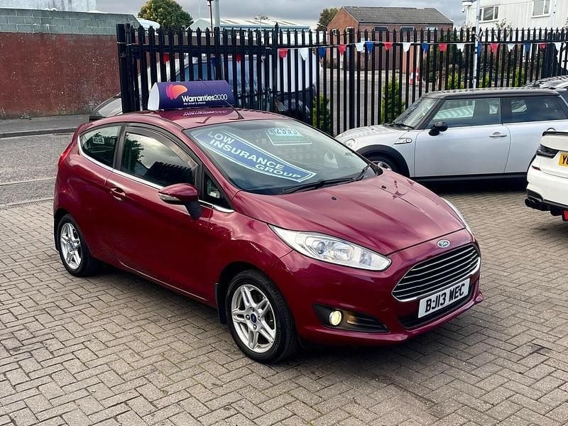 Red Used 2013 Ford Fiesta Zetec Hatchback | £2,299 (Super price) - Image 1/4