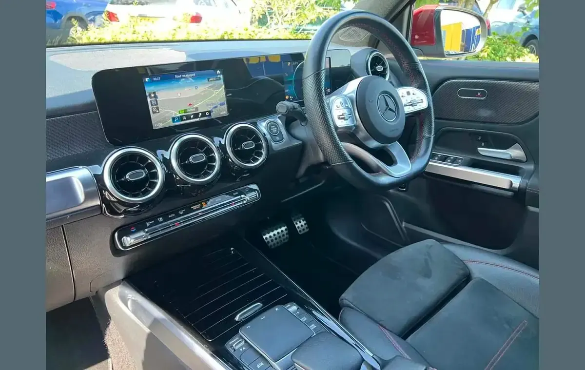 Used Mercedes GLB200 AMG line 161 HP (118 kW) 2021 Red SUV