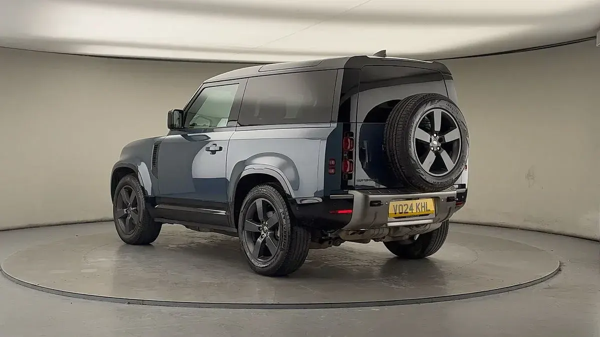 Usado Land Rover Defender HSE Dynamic 250 CV (183 kW) 2023 Azul SUV