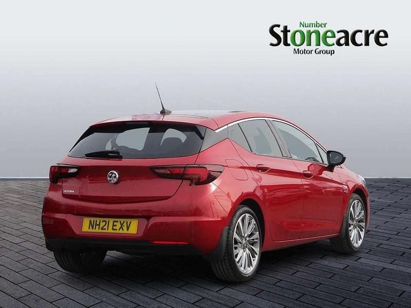 Used Vauxhall Astra Edition 145 HP (106 kW) 2021 Red Hatchback
