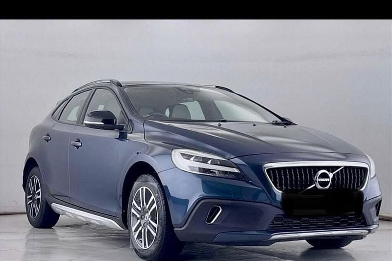 Used Volvo V40 CC 115 HP (84 kW) 2014 Estate