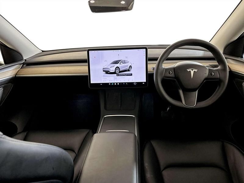 Usado Tesla Model Y RWD 254 kW (346 HP) 2023 Branco SUV