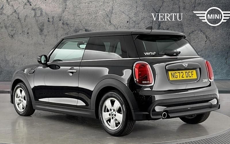 Used Mini Cooper Classic 136 HP (100 kW) 2022 Black Hatchback