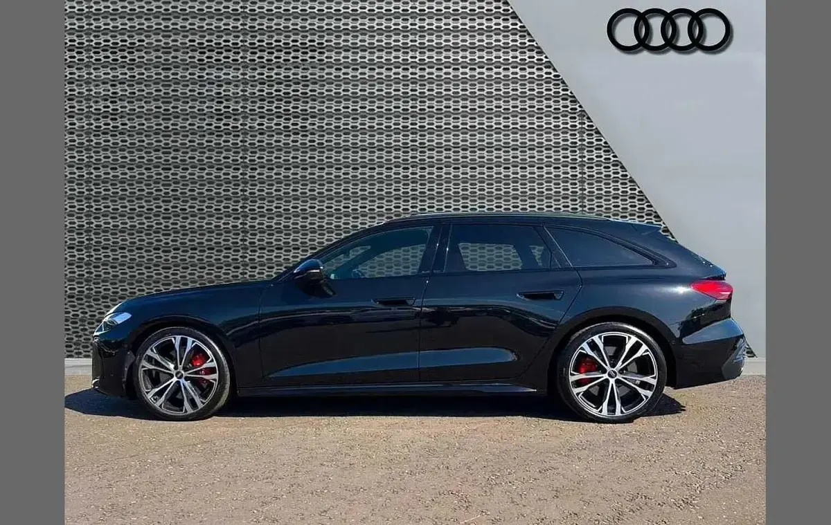 Used Audi A5 Comfort 362 HP (266 kW) 2026 Black Estate