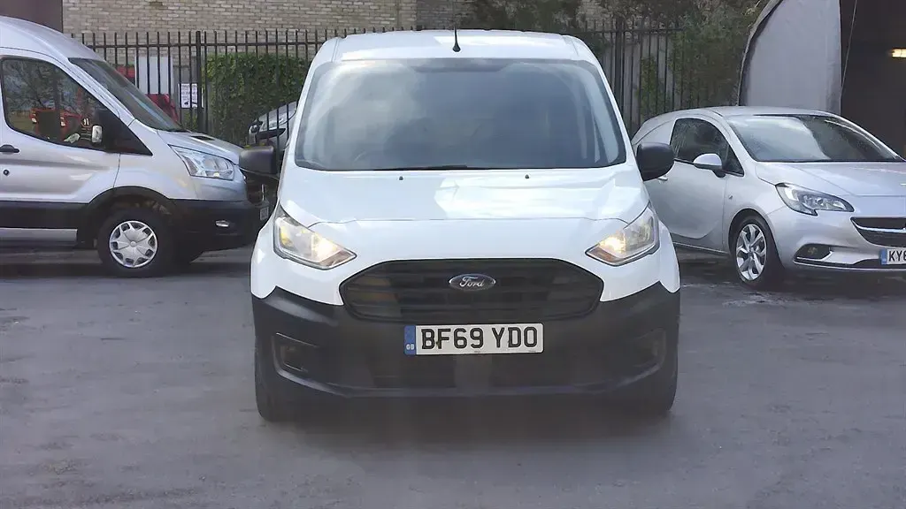 Usado Ford Transit Connect 100 HP (73 kW) 2019 Branco Monovolume