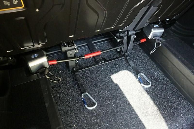Image 3/3