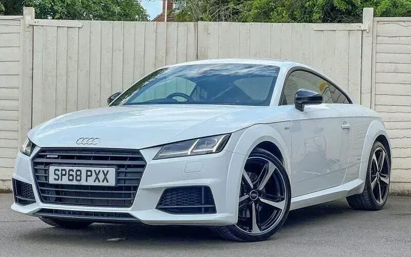 Used Audi TT Black Edition 230 HP (169 kW) 2018 White Coupe
