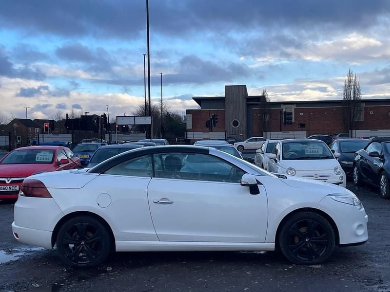 Used Renault Mégane Cabriolet Dynamique 2011 White Cabriolet