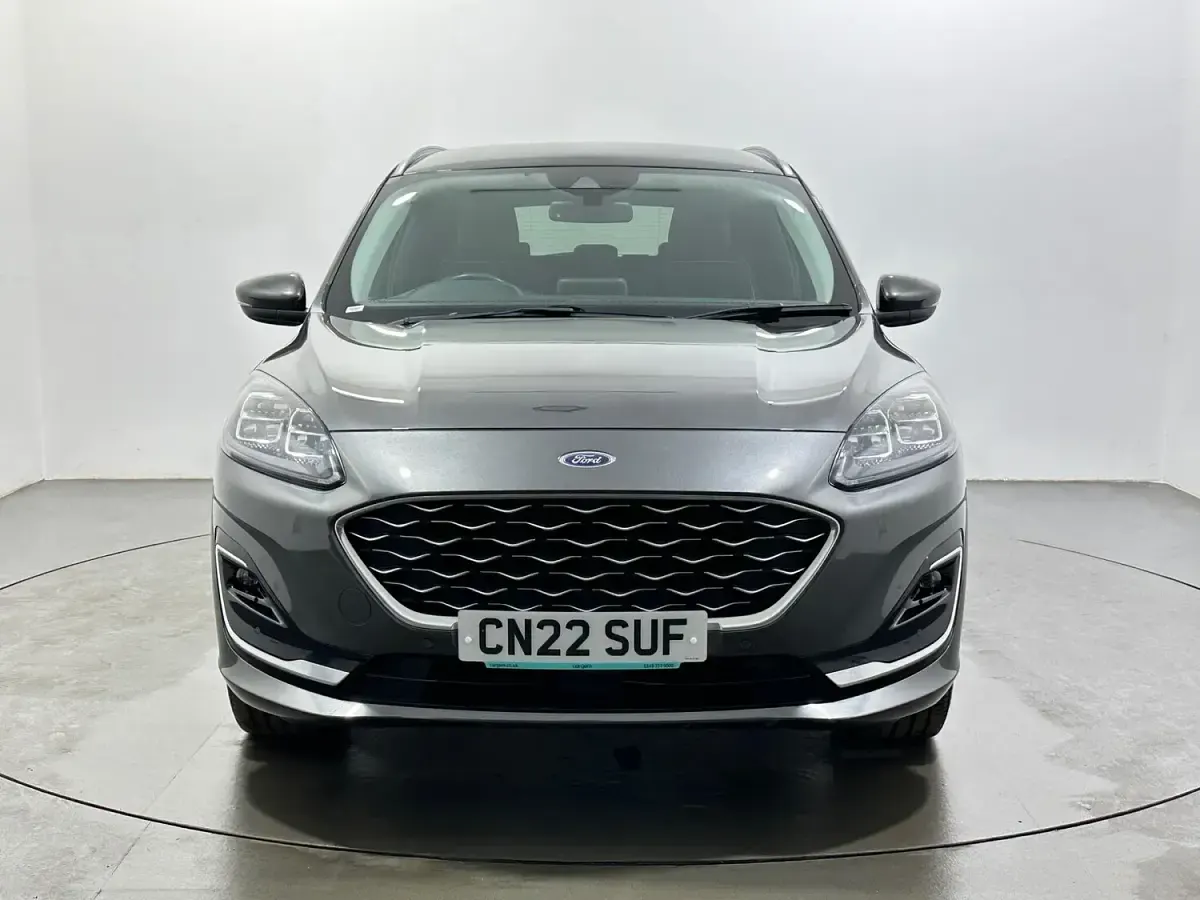 Used Ford Kuga Vignale 225 HP (165 kW) 2022 Grey SUV