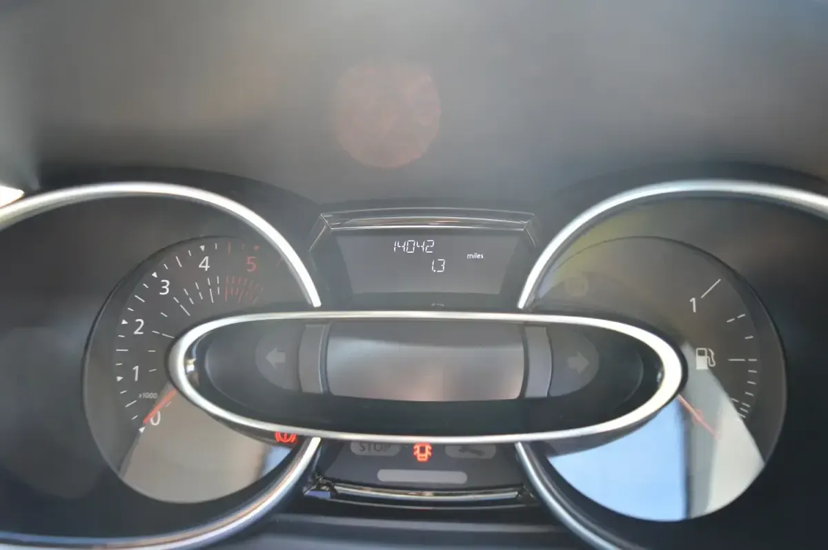 Used Renault Clio Play 110 HP (80 kW) 2019 Grey Hatchback