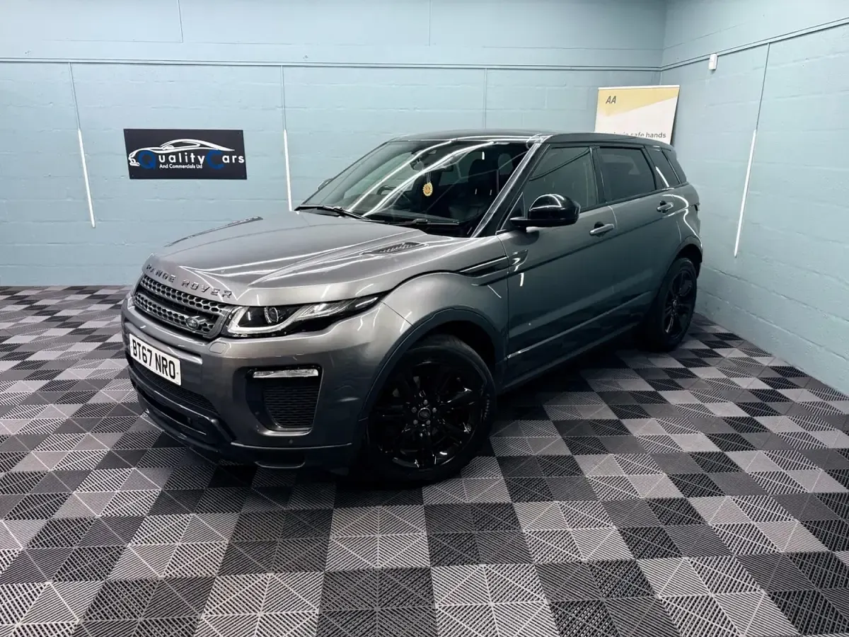 Used Land Rover Range Rover evoque Landmark 180 HP (132 kW) 2017 Grey Estate