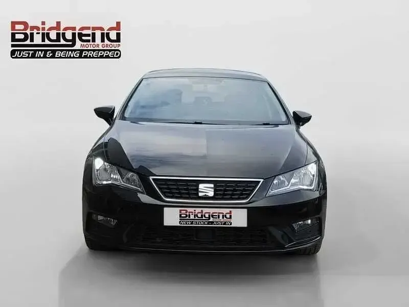 Used Seat Leon SE 130 HP (95 kW) 2020 Black Hatchback