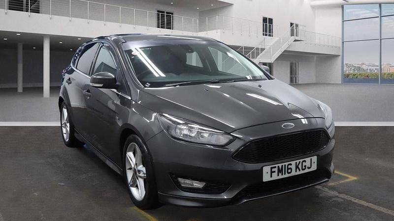 Grey Used 2016 Ford Focus Zetec Hatchback | £4,295 (Super price) - Image 1/4