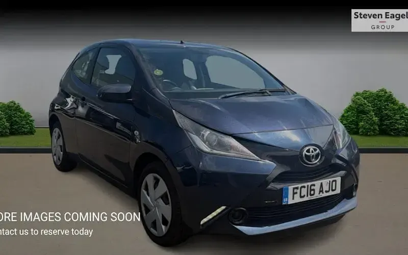 Used Toyota Aygo X-play 69 HP (50 kW) 2018 Hatchback