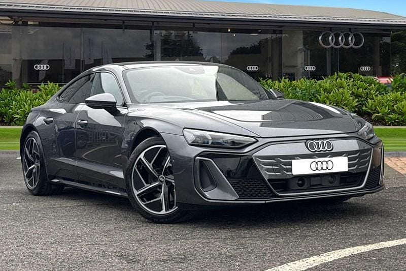 New Audi e-tron GT quattro 430 kW (585 HP) 2026 Grey Sedan