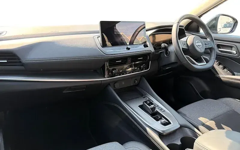 Used Nissan Qashqai N-Connecta 190 HP (139 kW) 2025 Black SUV