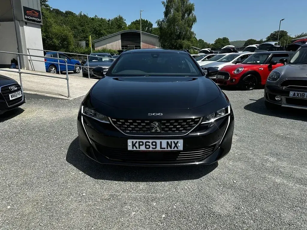 Used Peugeot 508 SW GT-line 130 HP (95 kW) 2019 Black Estate