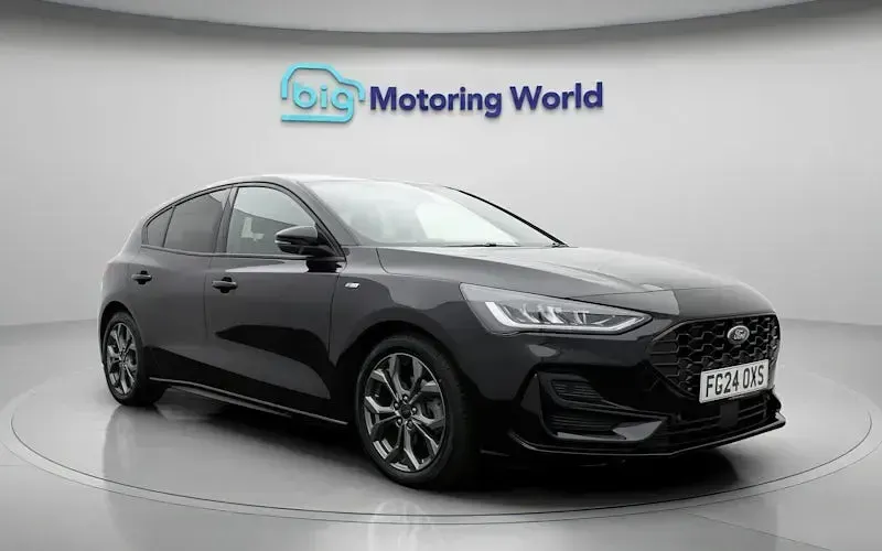 Used Ford Focus ST-Line 125 HP (91 kW) 2024 Black Hatchback