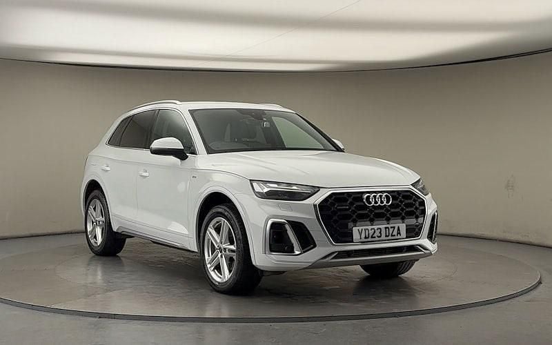 White Used 2023 Audi Q5 S-Line SUV | £31,300 (Fair price) - Image 1/4