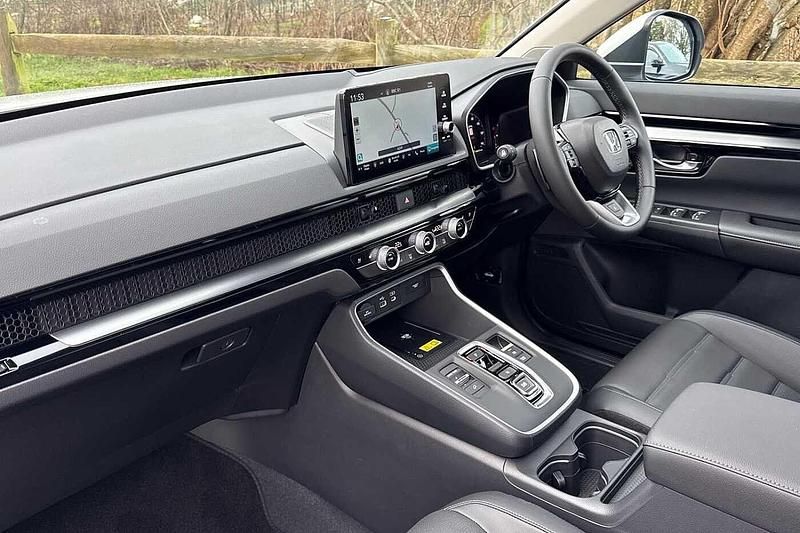 Used Honda CR-V Advance 184 HP (135 kW) 2025 Platinum white SUV