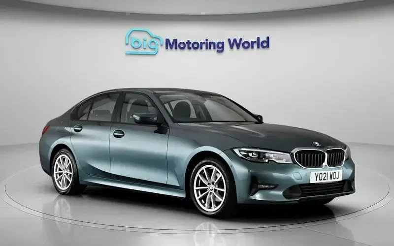 Used BMW 318 150 HP (110 kW) 2021 Blue Sedan
