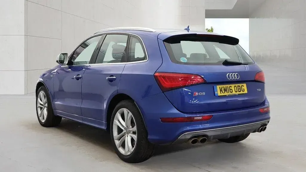 Used Audi SQ5 Comfort 326 HP (239 kW) 2016 Blue SUV