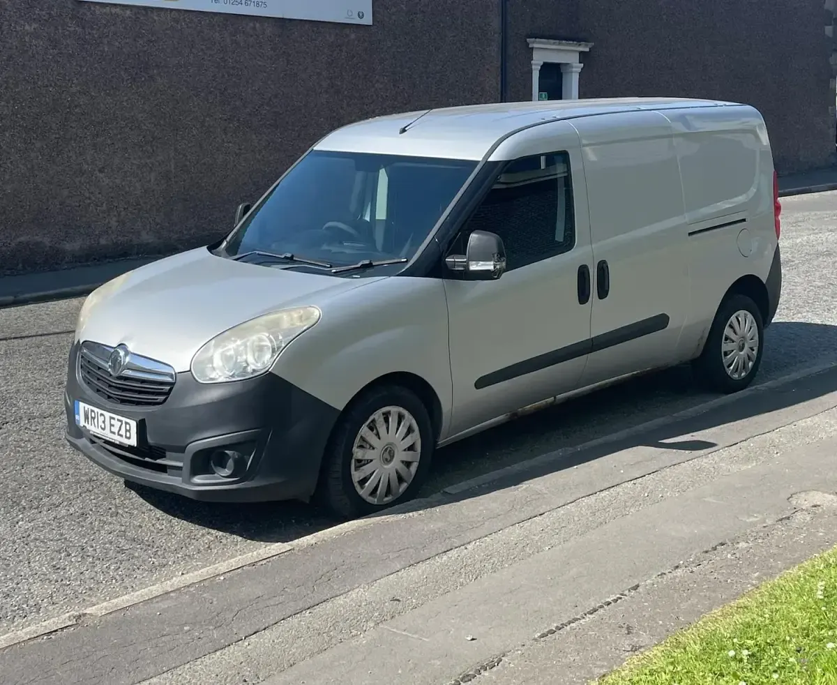 Used Vauxhall Combo 2013 Silver MPV