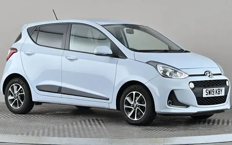 Used Hyundai i10 Premium 88 HP (64 kW) 2019 Hatchback